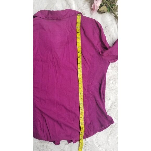 ✨️CL Ann Taylor Purple Lightweight Button Collar Ribbed Sides Blouse Size 14 - Picture 8 of 9